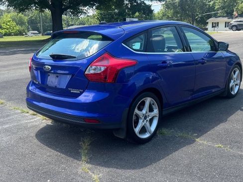 Used 2013 Ford Focus Titanium w/ Titanium Handling Pkg FWD image 8