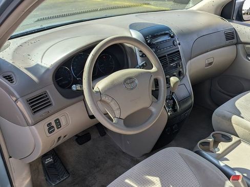 Used 2006 Toyota Sienna image 12
