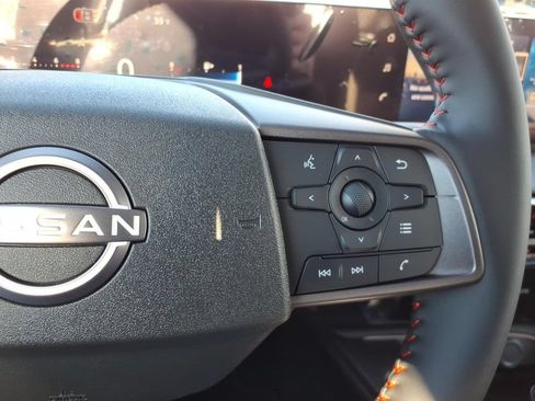 New 2026 Nissan Sentra SR w/ Floor Mat Package FWD image 9