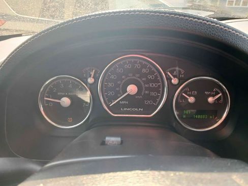 Used 2008 Lincoln Mark LT 4x4 image 18