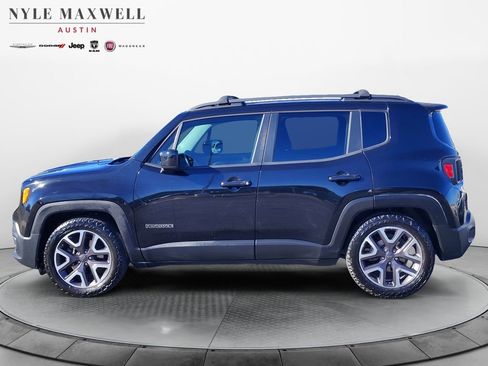 Used 2016 Jeep Renegade Latitude image 11
