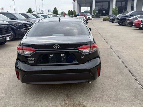 Certified 2023 Toyota Corolla LE FWD image 6