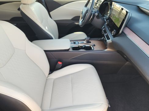 Certified 2025 Lexus RX 350 Premium Plus image 39