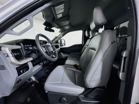 Used 2024 Ford F250 XL RWD image 14
