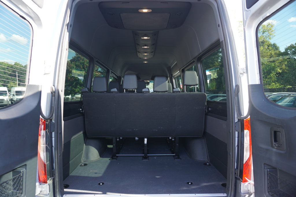Used 2023 Mercedes-Benz Sprinter 2500 image 29