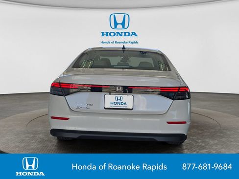 New 2026 Honda Accord SE image 4