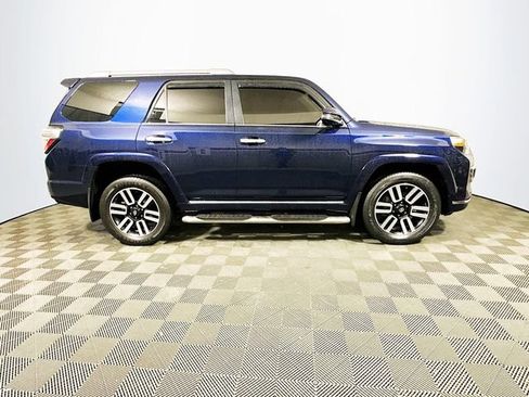 Certified 2022 Toyota 4Runner Limited AWD/4WD image 9