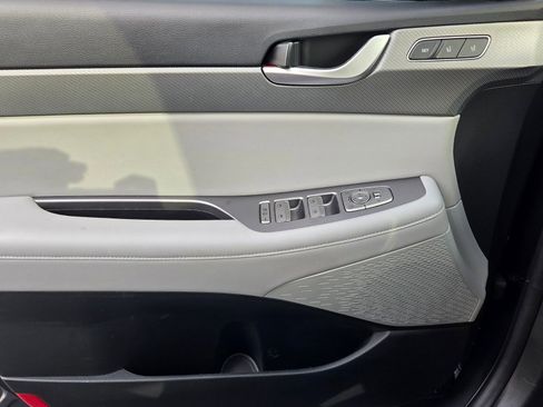 Used 2025 Hyundai Palisade SEL FWD image 29