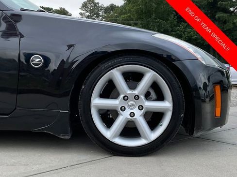 Used 2005 Nissan 350Z Touring image 9