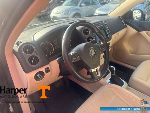 Used 2012 Volkswagen Tiguan SE AWD/4WD image 14