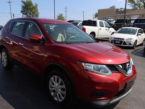 Used 2015 Nissan Rogue S AWD/4WD image 1