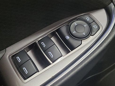 Used 2018 Chevrolet Malibu LT FWD image 27