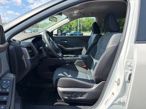 Used 2023 Nissan Rogue SV AWD/4WD image 27