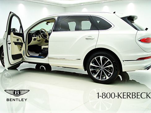 Certified 2023 Bentley Bentayga Extended Wheelbase AWD/4WD image 6