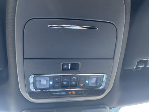 New 2025 Ford F150 Platinum w/ Equipment Group 702A High image 32