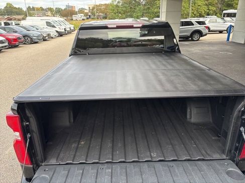 Used 2022 Chevrolet Silverado 1500 RST w/ Z71 Off-Road Package image 9