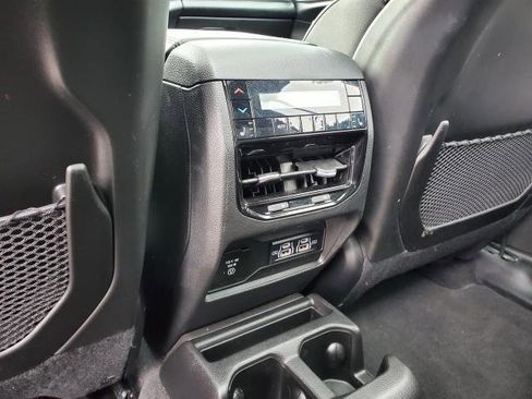 Used 2021 Jeep Grand Cherokee L Overland w/ Luxury Tech Group IV image 30