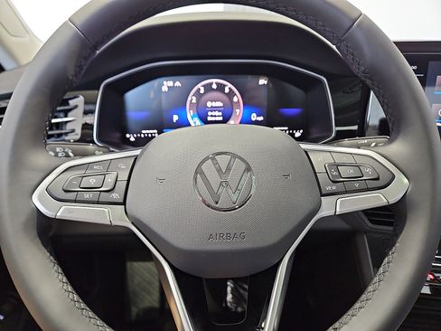 New 2026 Volkswagen Jetta SE FWD image 22