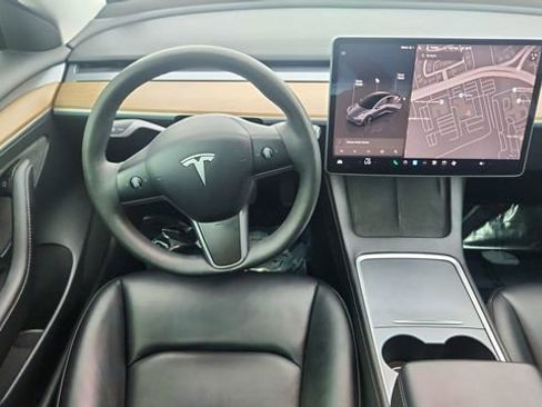 Used 2023 Tesla Model 3 Standard Range image 35