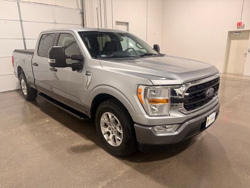 Used 2022 Ford F150 XLT w/ Equipment Group 301A Mid image 3