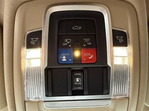 Used 2022 RAM 2500 Limited image 27