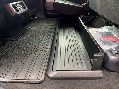 Certified 2024 Ford F350 Lariat w/ Lariat Ultimate Package image 41