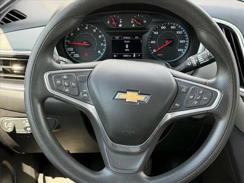 Used 2022 Chevrolet Equinox LS w/ LPO, Floor Liner Package AWD/4WD image 13
