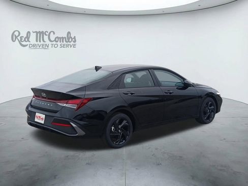New 2026 Hyundai Elantra SEL Sport Premium FWD image 5