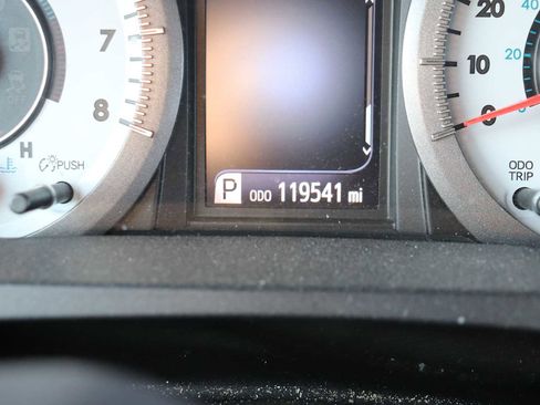 Used 2016 Toyota Sienna SE Premium image 11