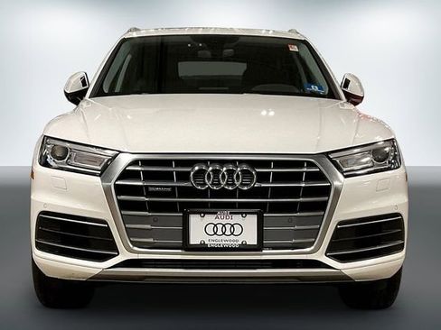 Used 2020 Audi Q5 2.0T Premium w/ Convenience Package AWD/4WD image 3