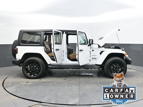 Used 2023 Jeep Wrangler Unlimited Sahara w/ Cold Weather Group image 67