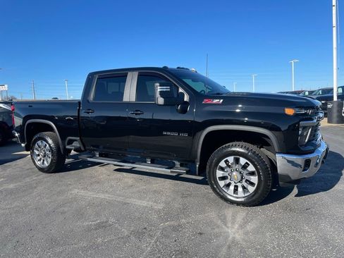 Used 2024 Chevrolet Silverado 3500 LT w/ All Star Edition image 2