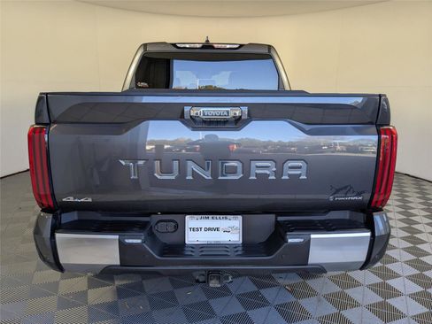 Used 2025 Toyota Tundra Limited image 6