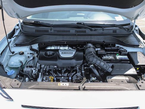 Used 2019 Hyundai Kona Limited FWD image 28