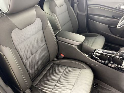 New 2026 Chevrolet Trax LT w/ Driver Confidence Package image 25