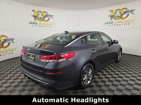 Used 2019 Kia Optima LX image 9