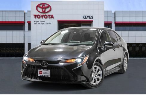 Used 2021 Toyota Corolla LE image 1
