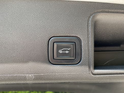 Used 2022 GMC Terrain AT4 w/ Infotainment Package II AWD/4WD image 32