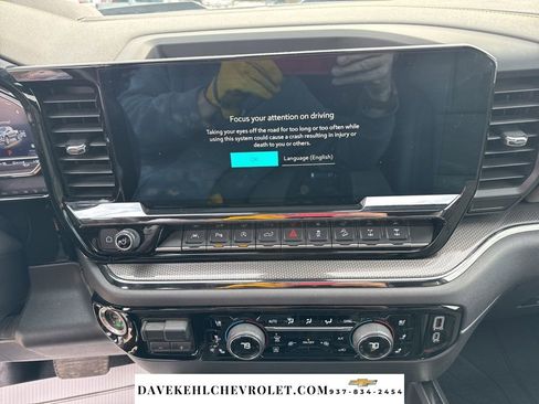 Used 2022 Chevrolet Silverado 1500 ZR2 w/ Technology Package image 13