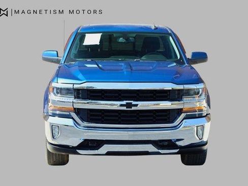 Used 2017 Chevrolet Silverado 1500 LT w/ All Star Edition AWD/4WD image 5