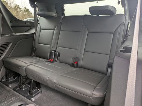 Used 2024 Chevrolet Tahoe High Country image 15