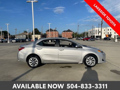 Used 2018 Toyota Corolla LE FWD image 6