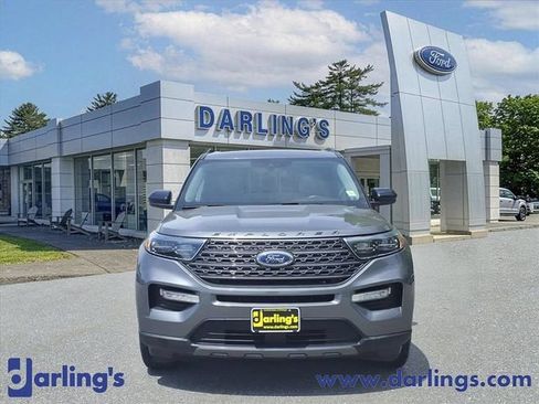 Used 2022 Ford Explorer XLT w/ Equipment Group 202A AWD/4WD image 2