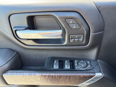 Used 2020 GMC Sierra 2500 Denali w/ Denali Ultimate Package image 18