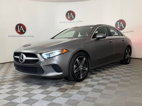 Used 2019 Mercedes-Benz A 220 4MATIC image 3