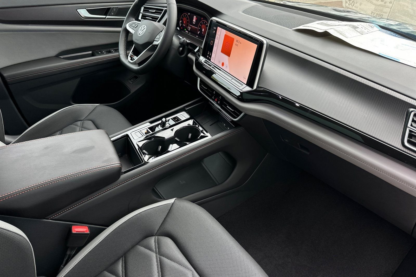 New 2025 Volkswagen Atlas Peak Edition SE AWD/4WD image 17