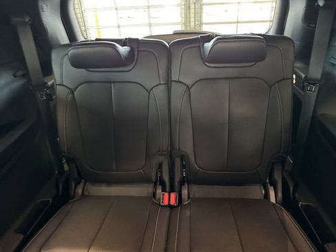 New 2025 Jeep Grand Cherokee L Limited w/ Luxury Tech Group II image 6