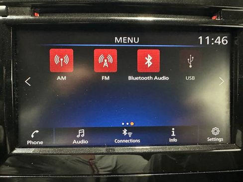 Used 2018 Nissan Rogue SV image 27