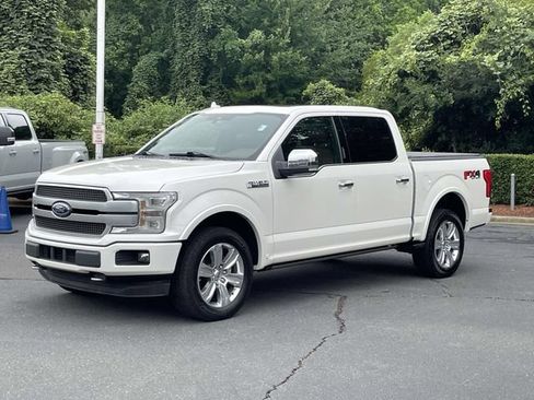 Used 2018 Ford F150 Platinum w/ Equipment Group 701A Luxury AWD/4WD image 3
