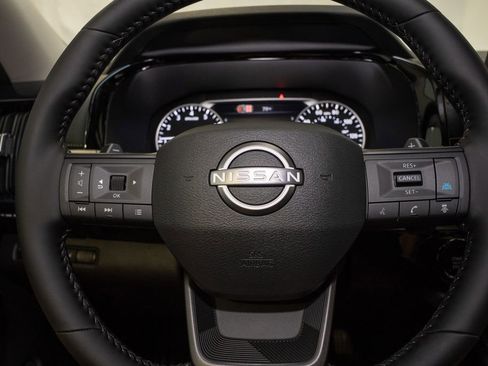 New 2026 Nissan Pathfinder SV image 21